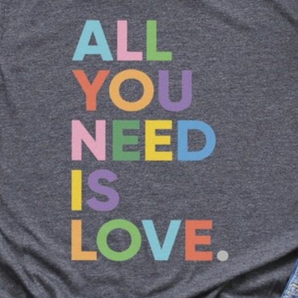 GO TO NEW LISTING MEDIUM SOLD OUT Beatles Retro Tee Happiness Love Rainbow NEW - Picture 2 of 9